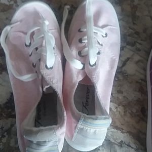 Forever comfort shoes